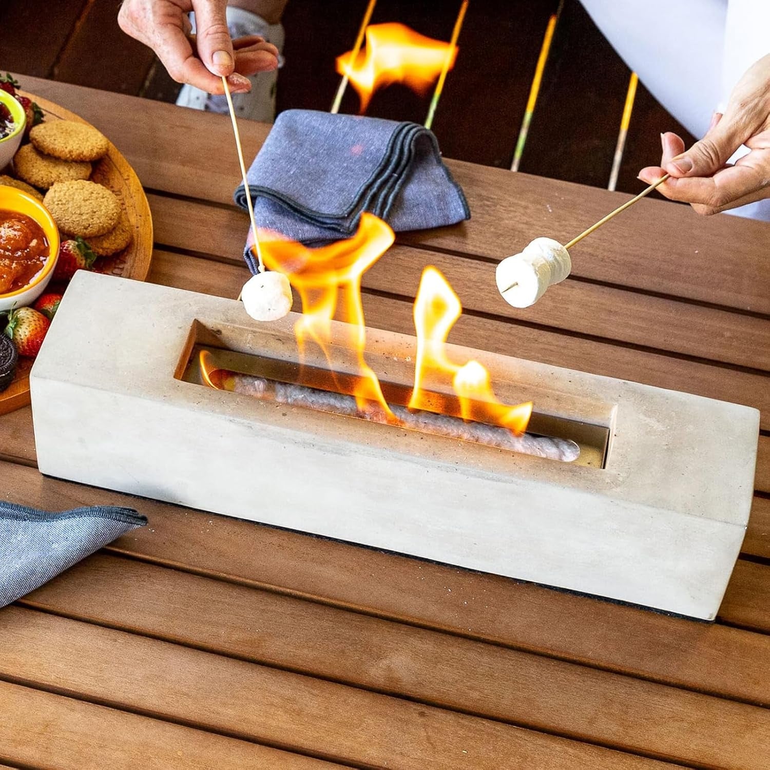 Premium Bioethanol Fuel, 2L Bio Ethanol Liquid Fuel for Fire Pits, Eco-friendly Renewable Energy for Bioethanol Fireplaces, High Purity Clean Burning for Stoves, Table Top Burners, 2 Pack